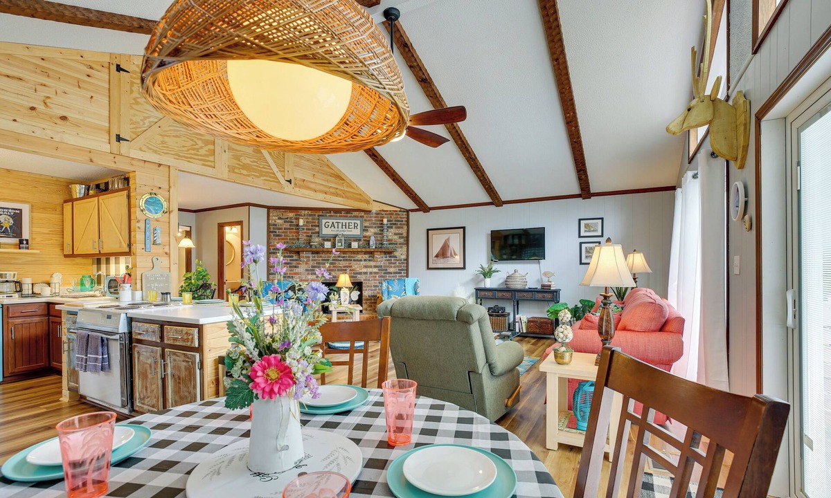 Tranquil Harbour Cottage | Oak Island Vacation Rental w/Decks, Walk to Beach