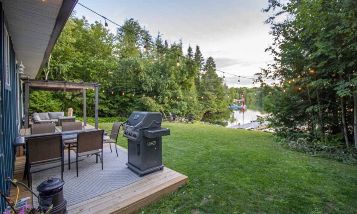 Havelock-Belmont-Methuen Cottage | Oak Lake Retreat - Three Bedroom Cottage, Sleeps 8