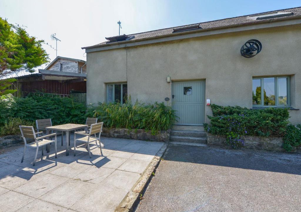 Teigngrace House | Oak Leaves Cottage