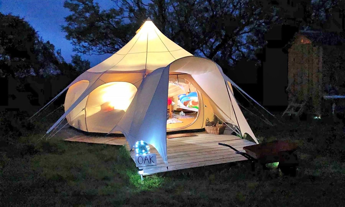 Ilfracombe Ski Chalet | Oak Lotus Belle Tent