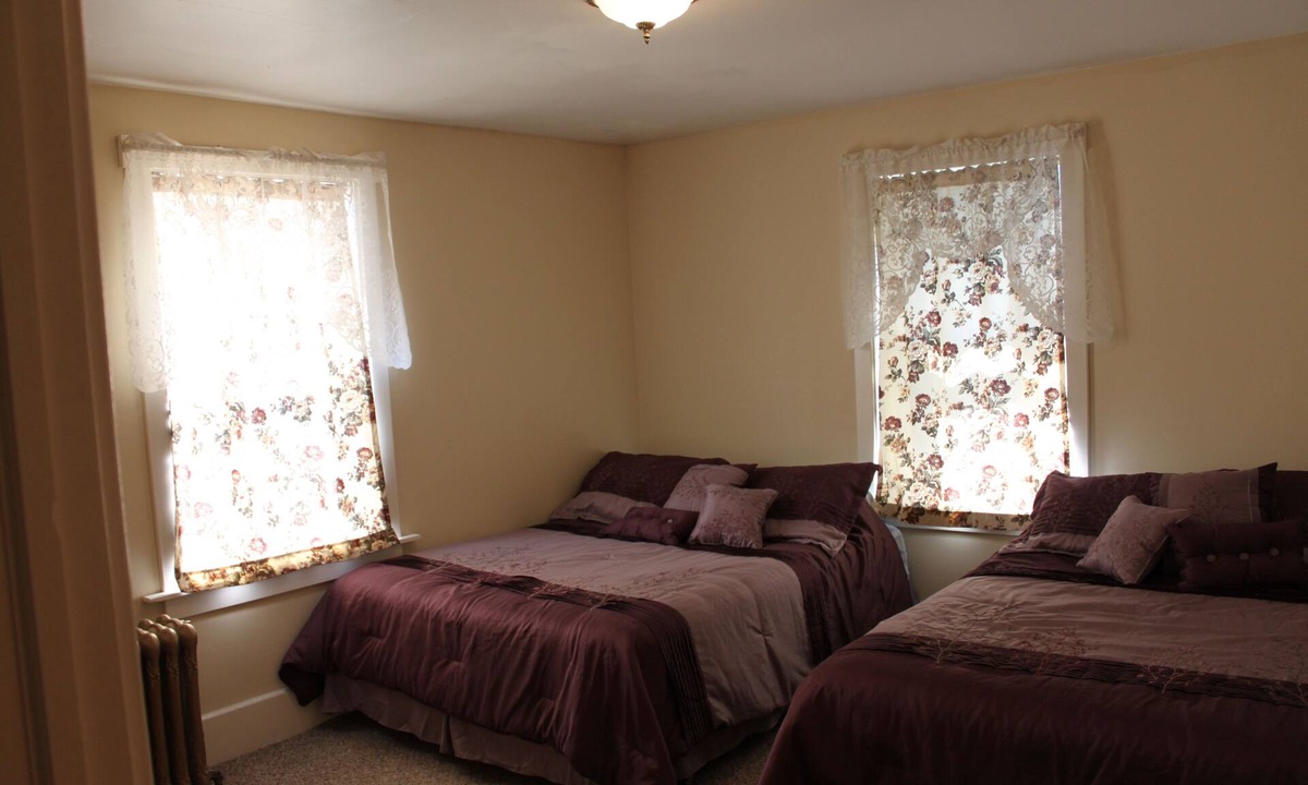 Calumet Apartment | OAK STREET INN - COPPER SUITE