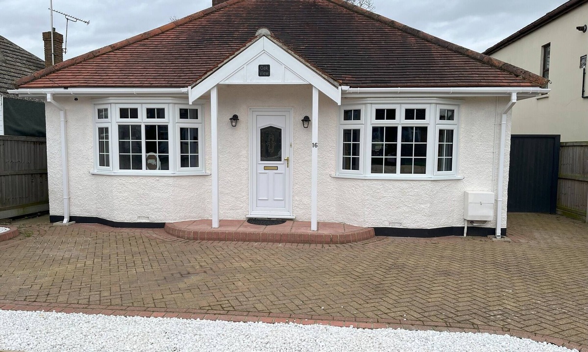 Saint Osyth House | Oak View Near Clacton