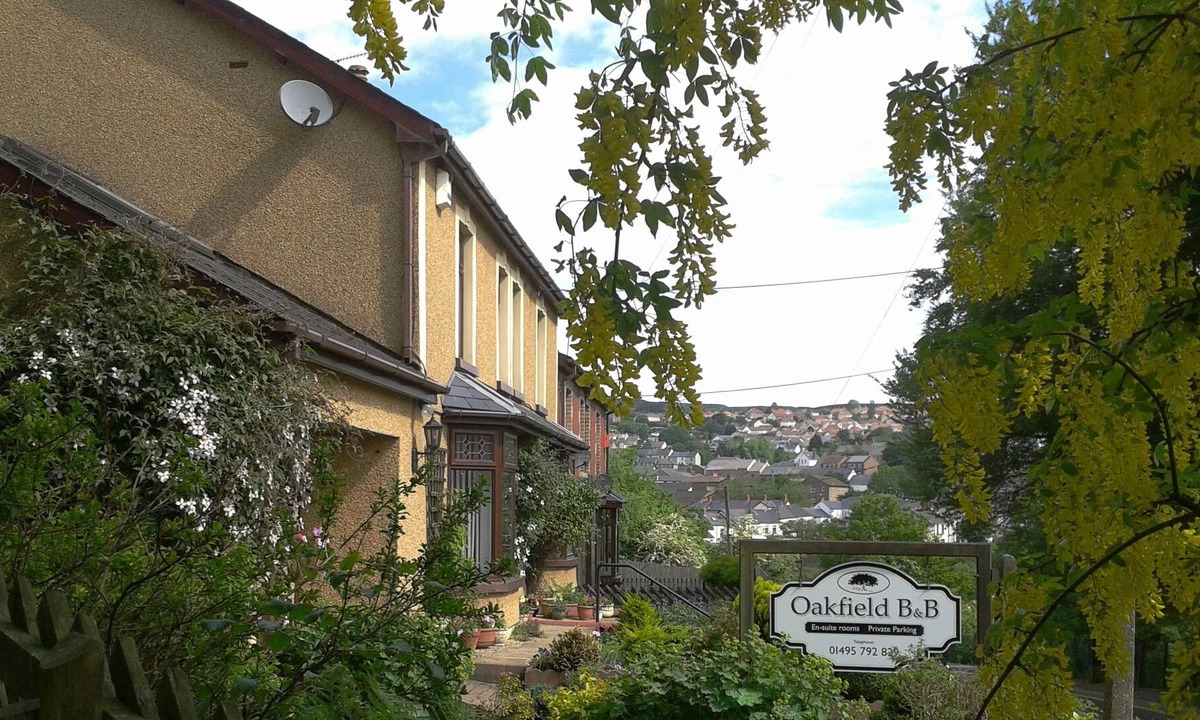 Blaenavon Bed & Breakfast | Oakfield B&B