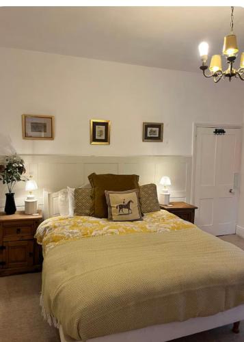 Bishops Castle House | Oaklands Farm