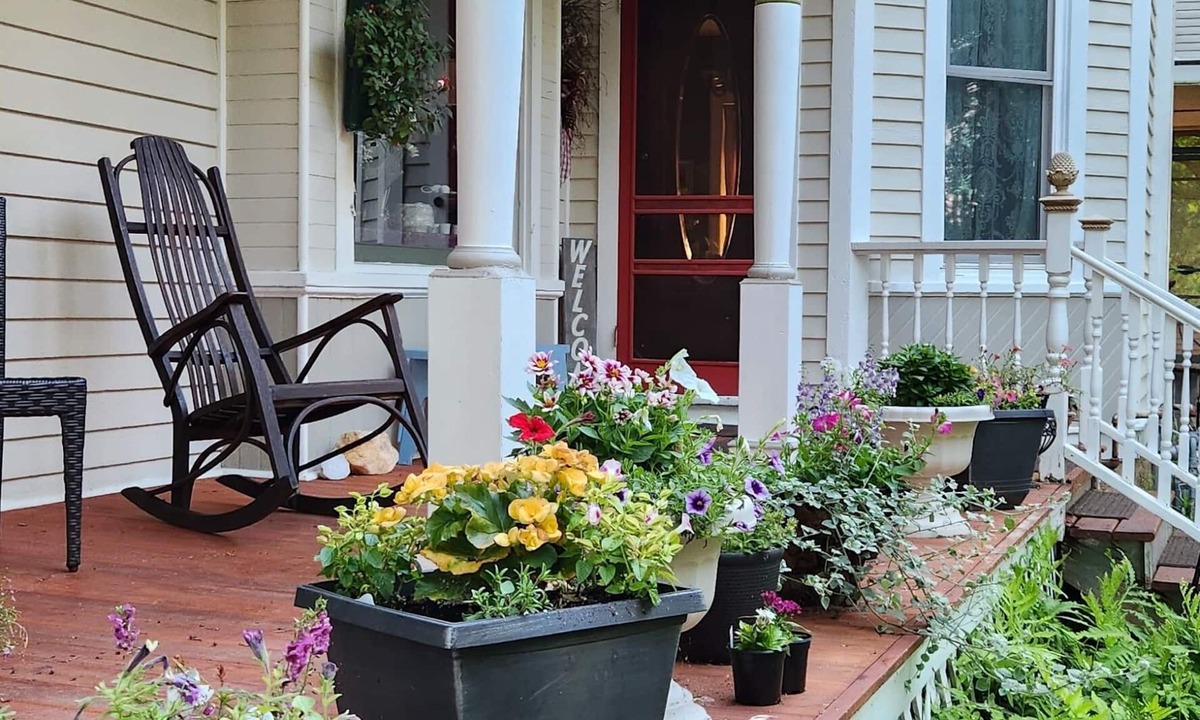 Menomonie Bed & Breakfast | Oaklawn Inn LLC