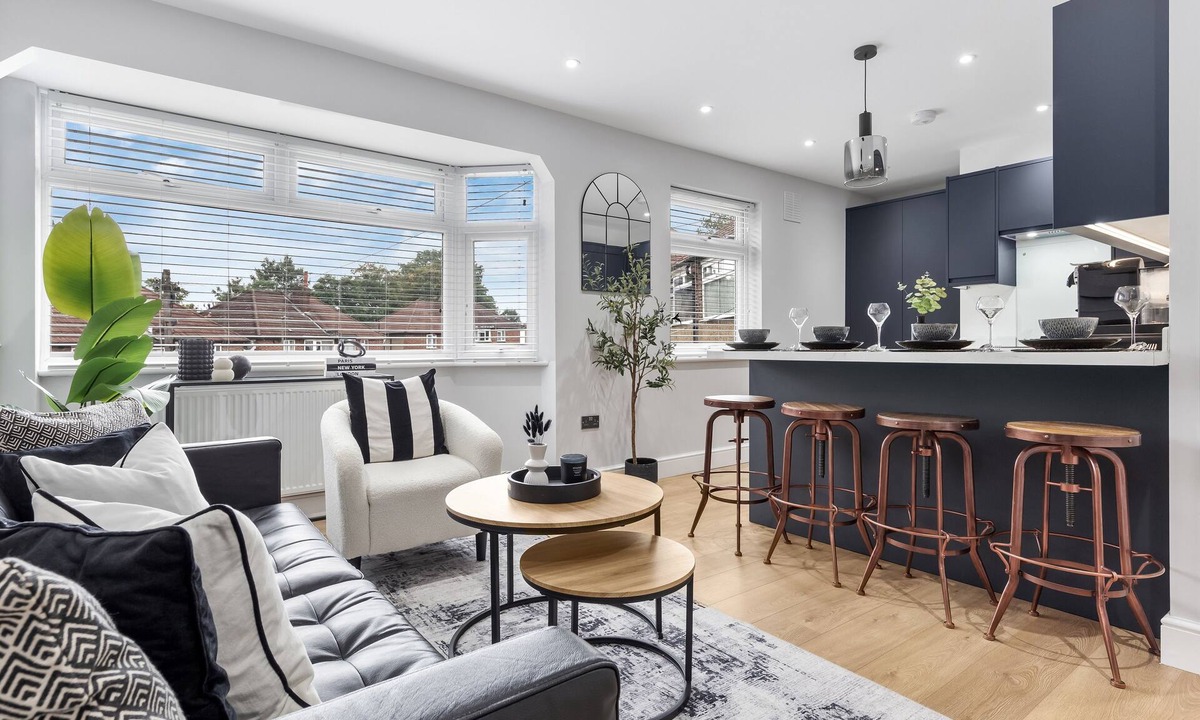 Oakleigh Apartment | Oakleigh House 3 bed