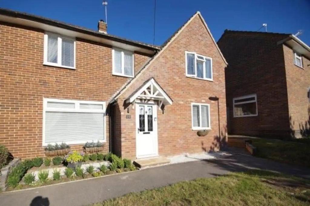 Bordon House | Oakley Home