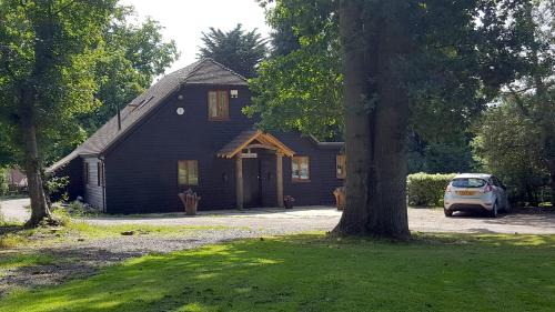 Upper Harbledown Bed & Breakfast | Oakside Lodge Guest House