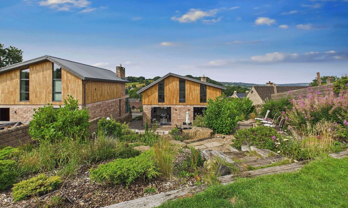 Tansley Cottage | Oakwood House