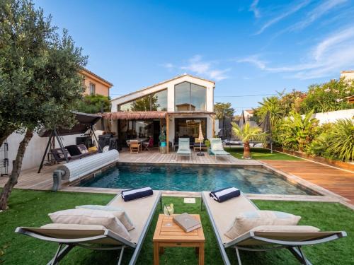 Les Pennes-Mirabeau Villa | Oasis Balinaise, Piscine Chauffée - Villa Penida