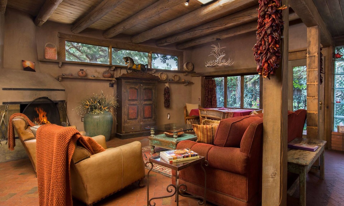 Historic Eastside House | Oasis by the Santa Fe River - 4 Blocks to Historic Plaza; 1 Block to Canyon Road