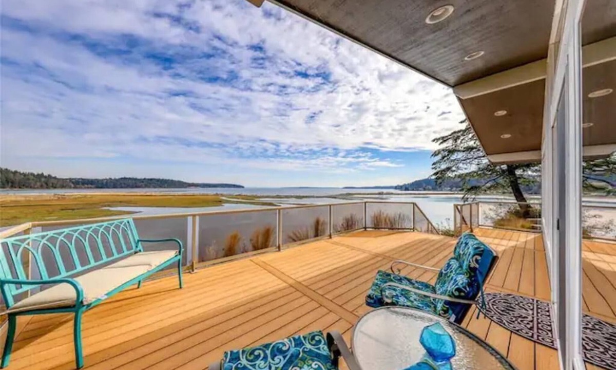 Port Hadlock House | Oasis By The Sea