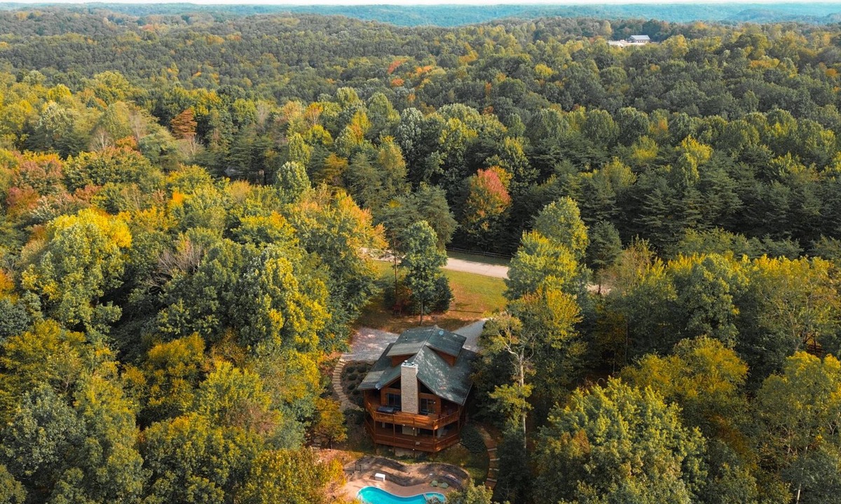 Rockbridge Cabin | Oasis Glen - Views, Pool (open 5/22), Hot Tub