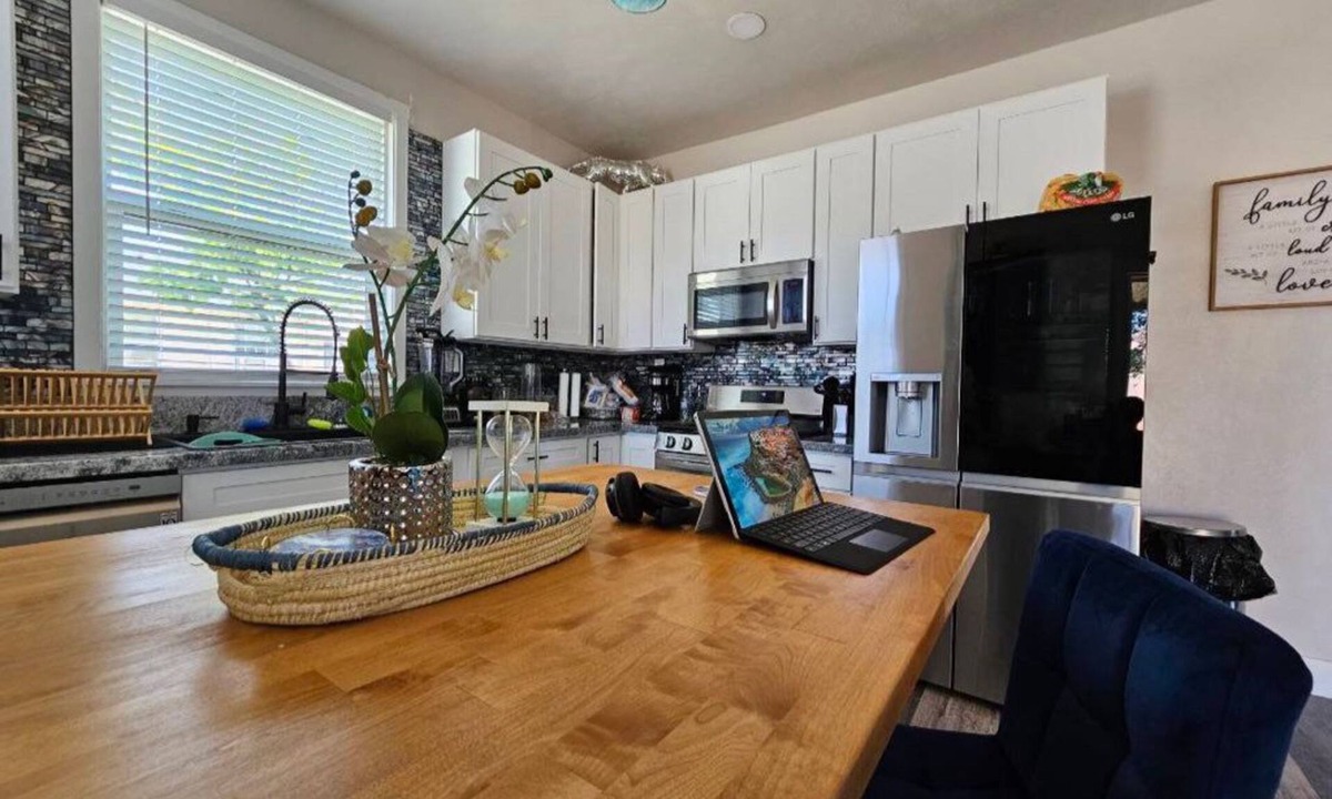 Sacramento House | Oasis in North Sacramento