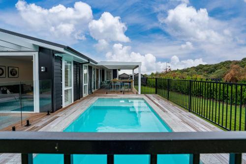 Kinloch House | Oasis on Okaia