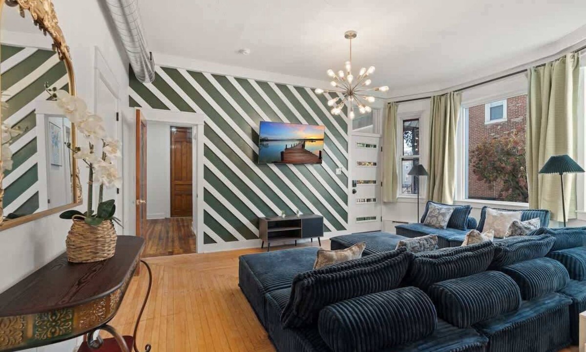 Delair House | Oasis Spacious-Private Parking,16 Beds+29 Guests