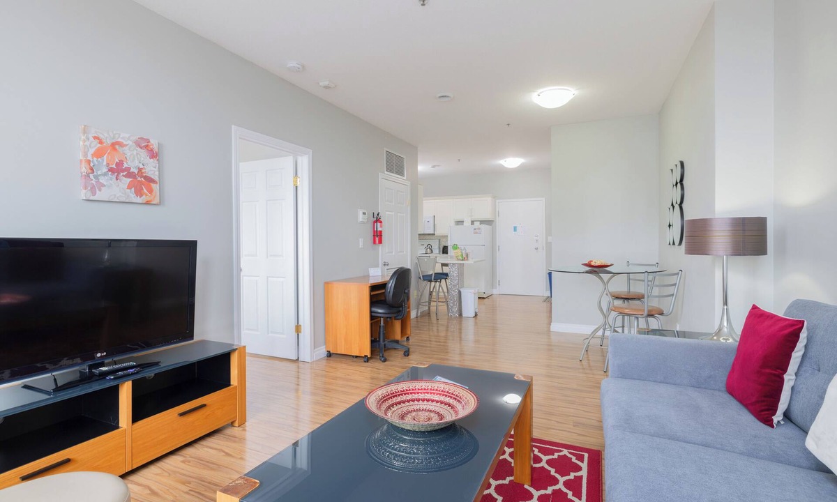 Regina Apartment | Obasa Suites At The Hamilton