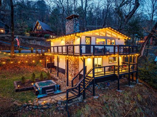 Chalet Village Ski Chalet | Ober Lux Chalet