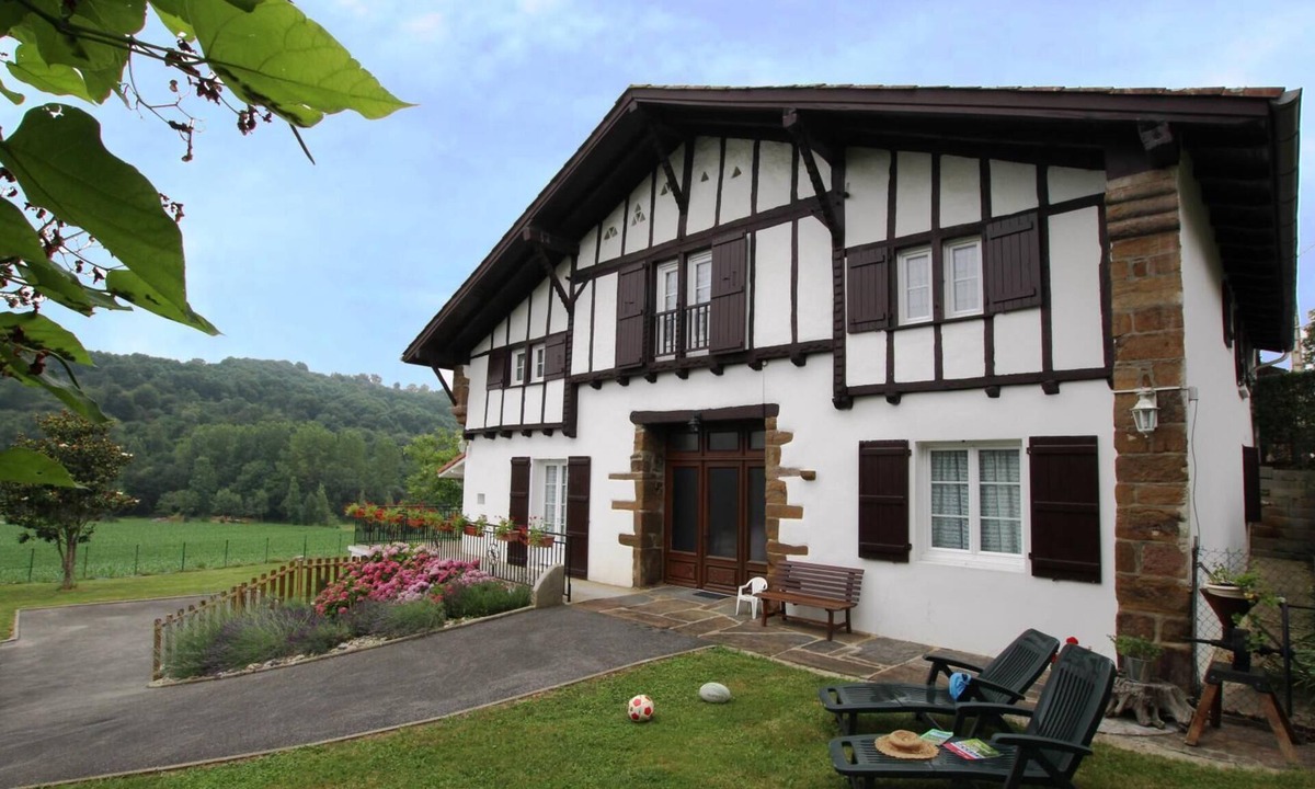 Beyrie-sur-Joyeuse House | Obiloua - Beyrie SUR Joyeuse