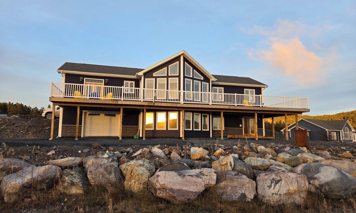 Heart's Content House | Ocean Blue Vacation Home