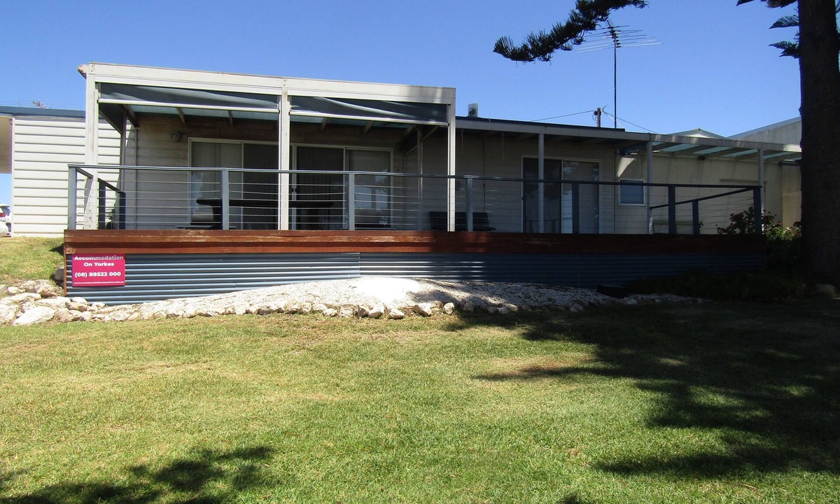 Para Wurlie House | Ocean Devotion - Point Turton - Absolute beachfront! Unlimited free Wifi!