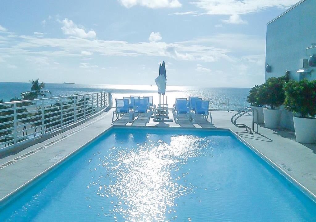 South Beach Apartment | Ocean Drive Studio Beach Front