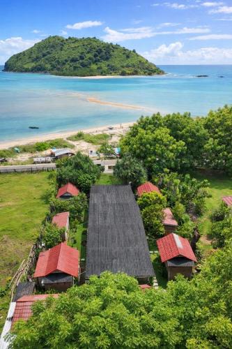 Sumbawa Barat Apartment | Ocean Fresh Surfhouse