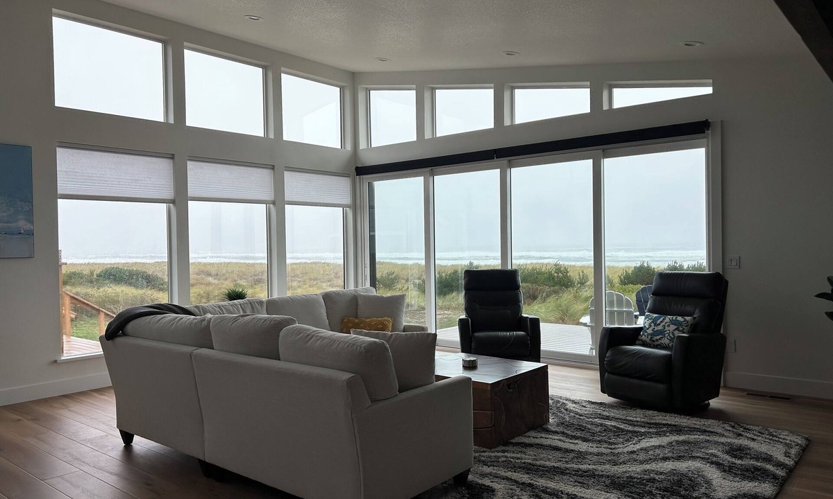 Rockaway Beach House | Ocean front 4 bedroom home.