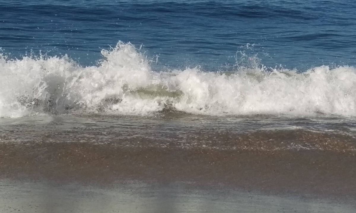 Castroville House | Ocean Front. Beach Front. Sandy Beach- Dream Get Away by The Ocean