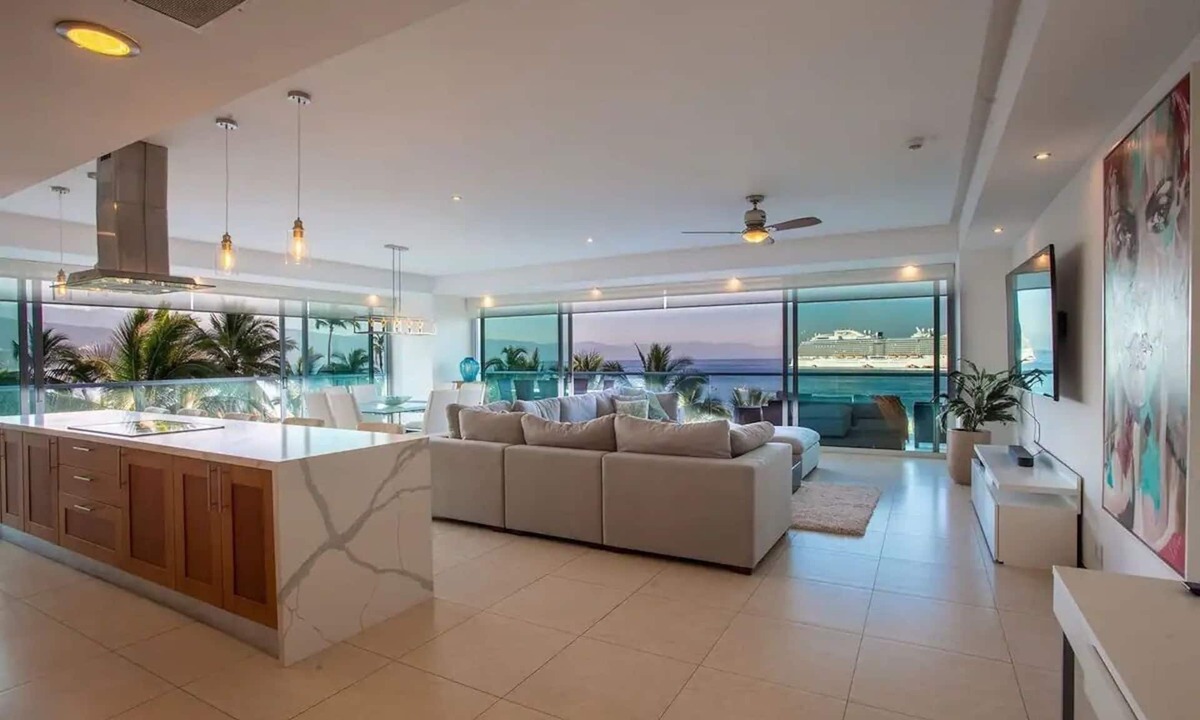 North Hotel Zone Condo | Ocean Front Luxurious 4 BR Condo at Peninsula
