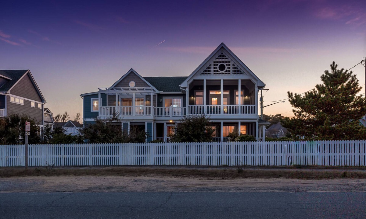 The Pines House | Ocean Front North Rehoboth Beach Linens Included
