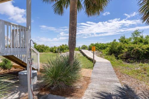 Oceanmarsh Subdivision House | Ocean Front on Harbor Island