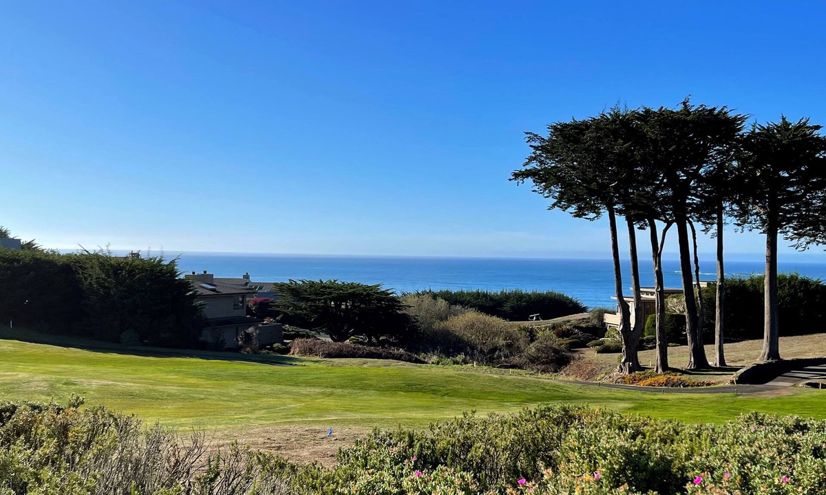 Bodega Bay House | Ocean & Golf Fairway view