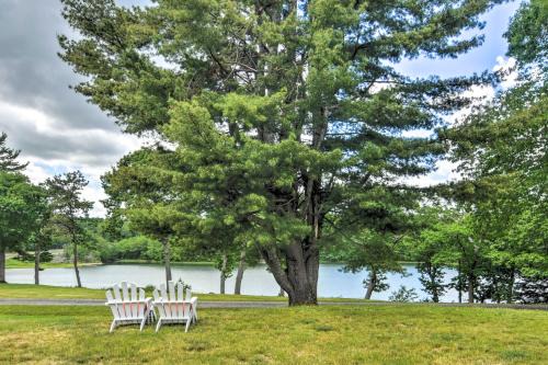 Bath House | Ocean Inlet Cottage w/Deck & Grill!