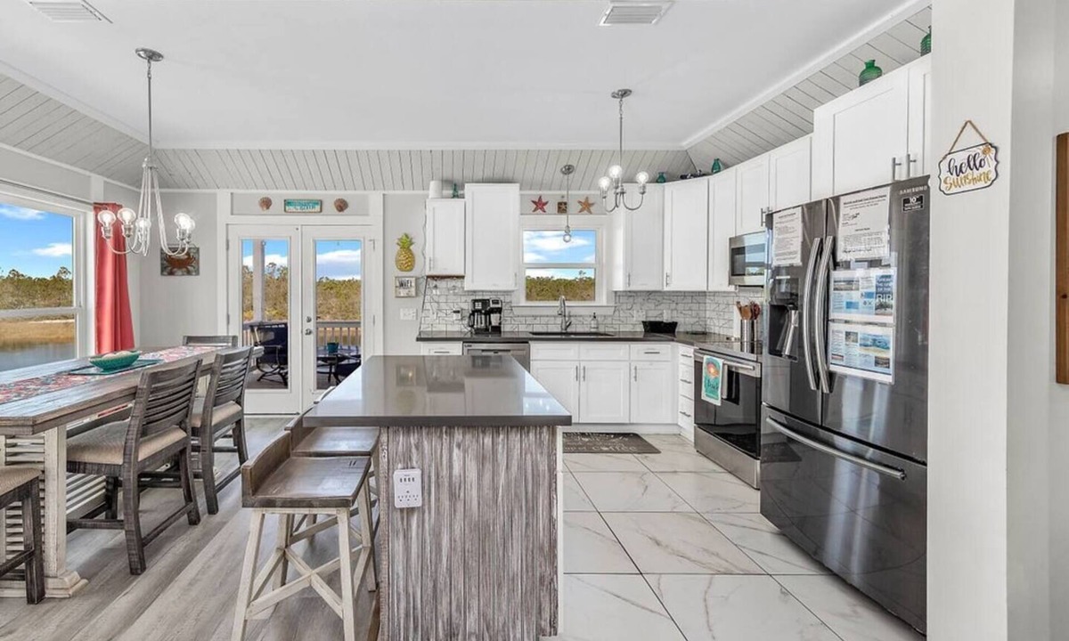 Morgantown House | Ocean+Lake Views~HEATED Pool~Pickleball~Golf Cart
