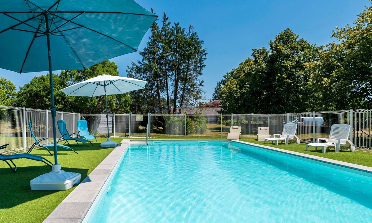 Lesperon House | 'Océan Ouest - Domaine Des Landes' with Shared Pool and Private Terrace, Shared Garden