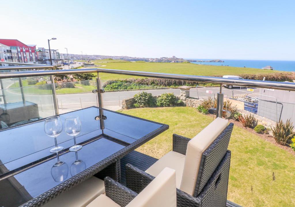 Lusty Glaze Apartment | Ocean Seven