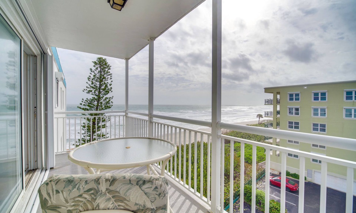 South Patrick Shores Condo | Ocean Sunrises! Beachfront Satellite Beach Condo