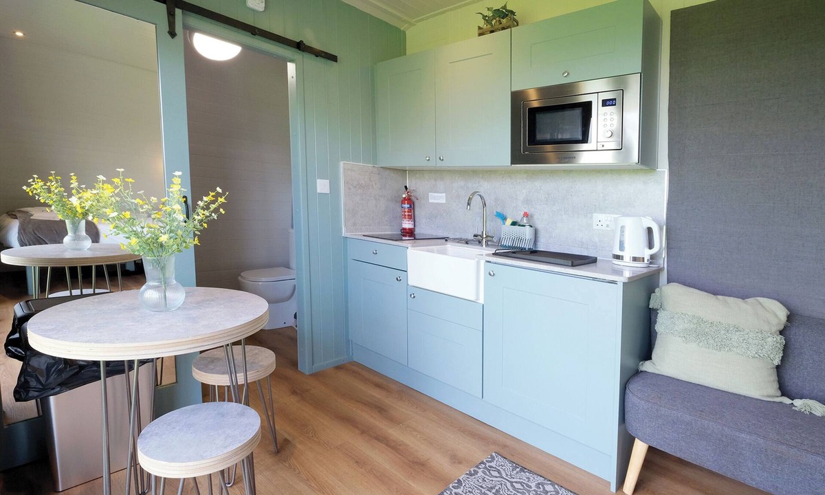 Skewen Cabin | Ocean View 5 - 1 Bed Pod - Llanrhidian