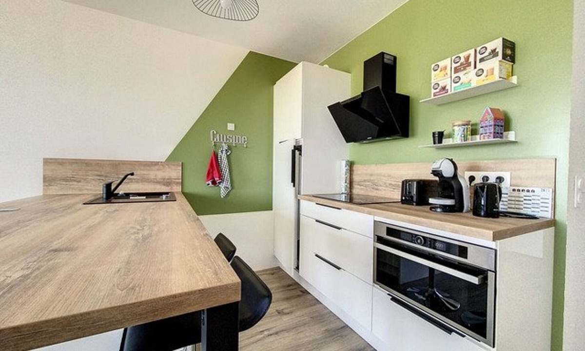 Stella-Plage Apartment | Ocean-View Apartment, 4 Guests, Balcony, Secure Building with Elevator and Garage