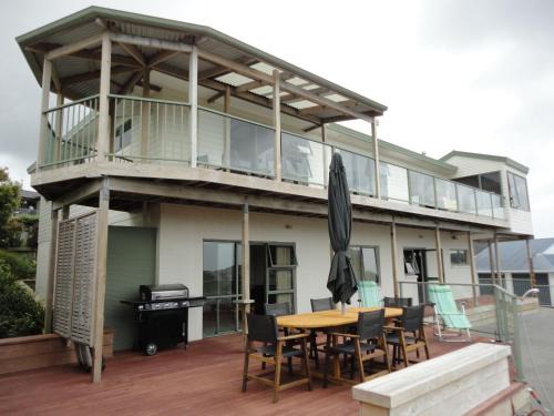 Whitianga House | Ocean View B&B