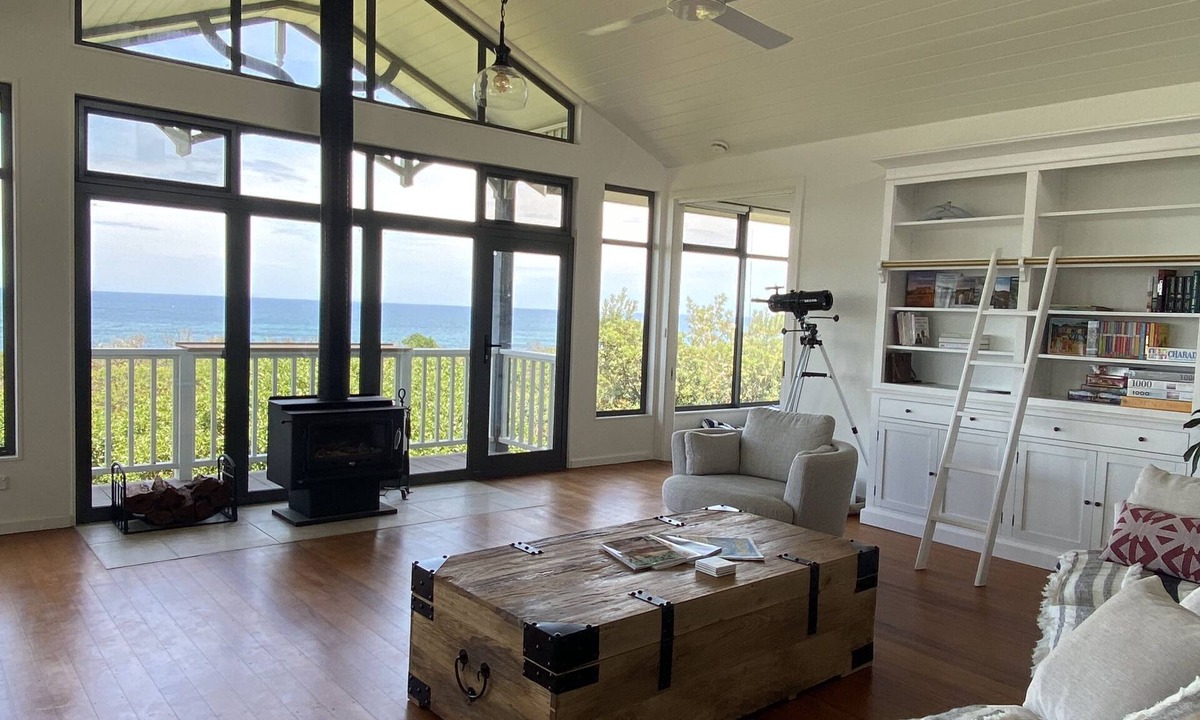 Harmers Haven House | Ocean View, Beach Front - Havenly Homes