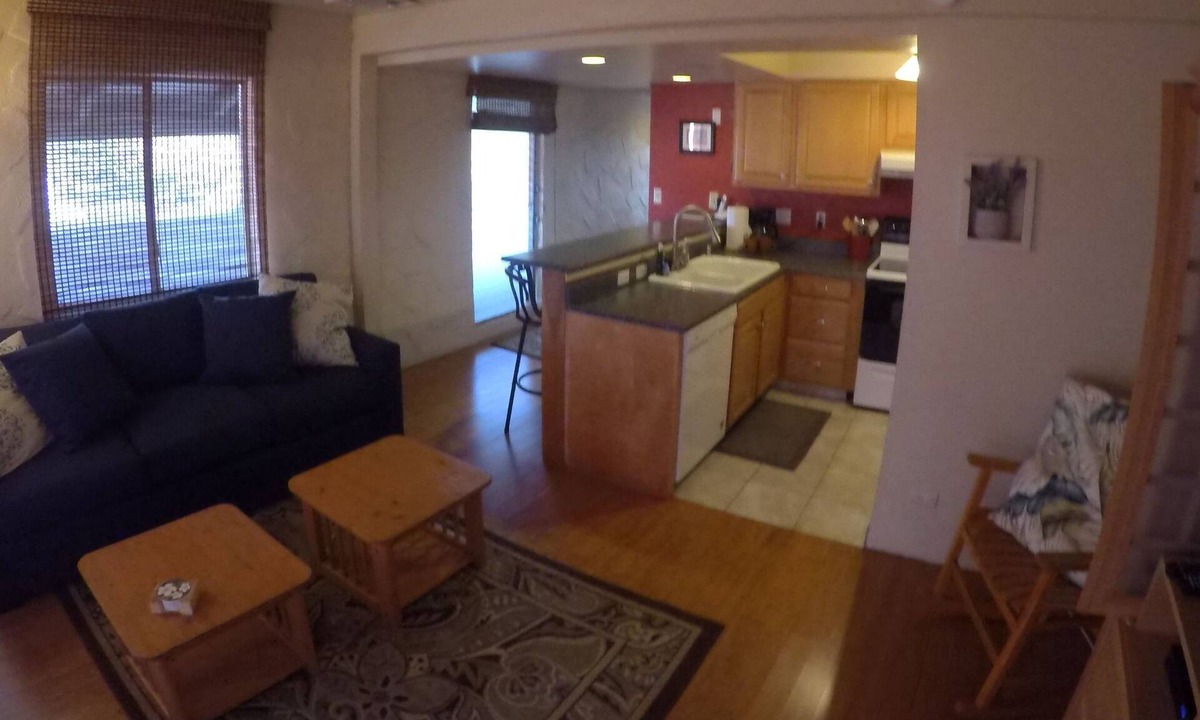 Kailua-Kona Condo | Ocean View Casa De Emdeko