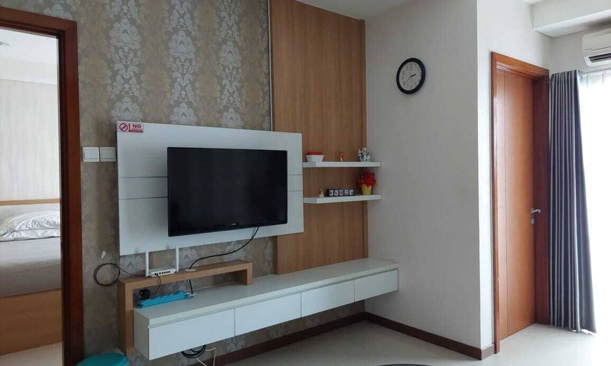Pluit Condo | Ocean View Cozy 2-bedroom condo with AC in superb North Jakarta.