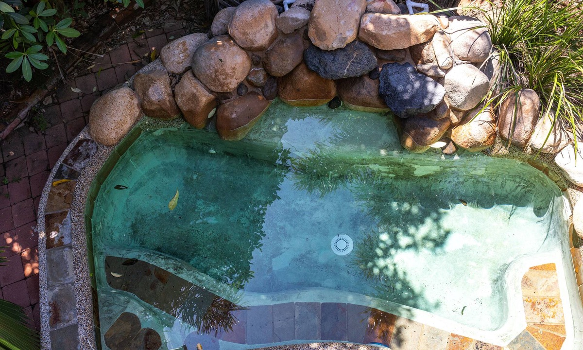 North Ward House | Ocean Views | A Tropical Paradise!