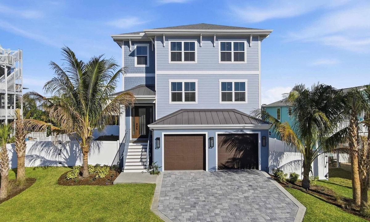 Marineland Acres House | Ocean Views, Beach, Optional Heated Pool & Spa