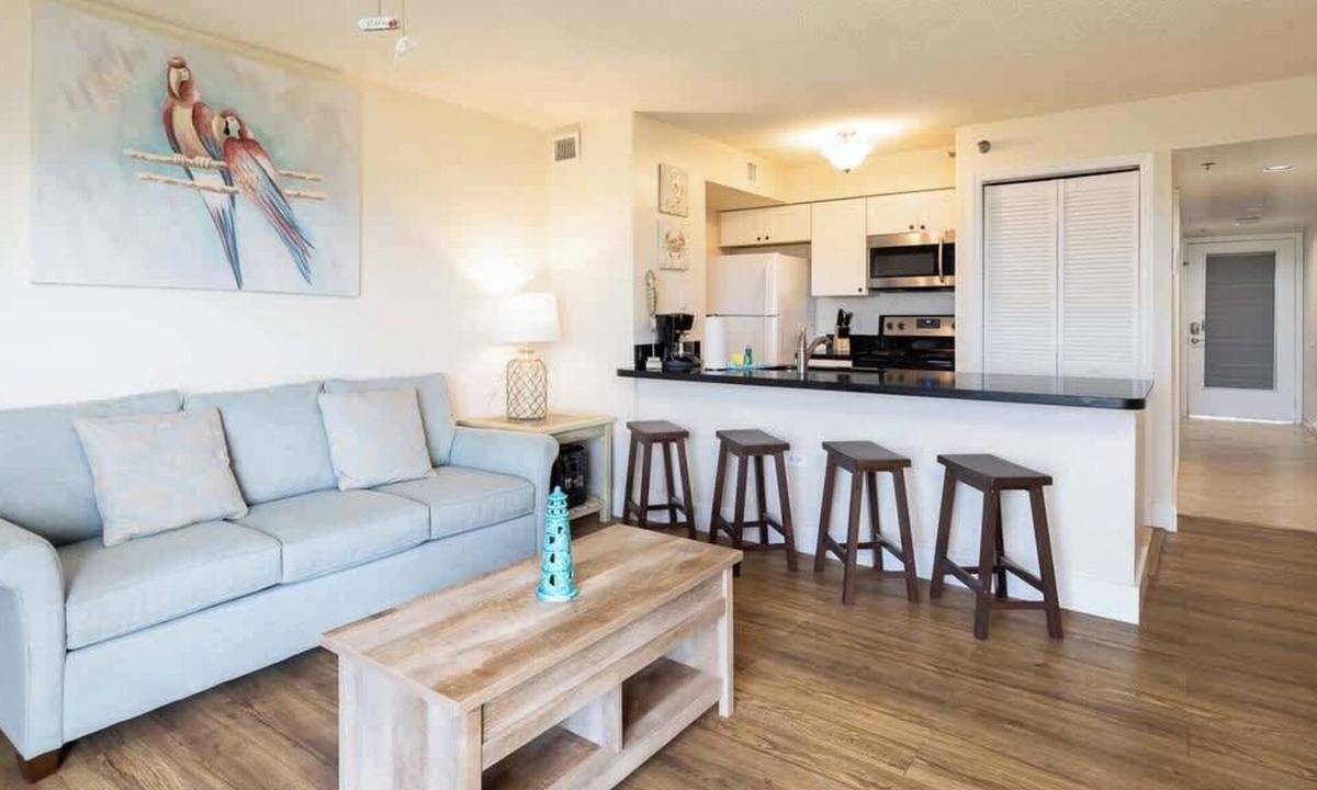 Tavernier Condo | Ocean Views + SandyToes at Ocean Pointe Suites