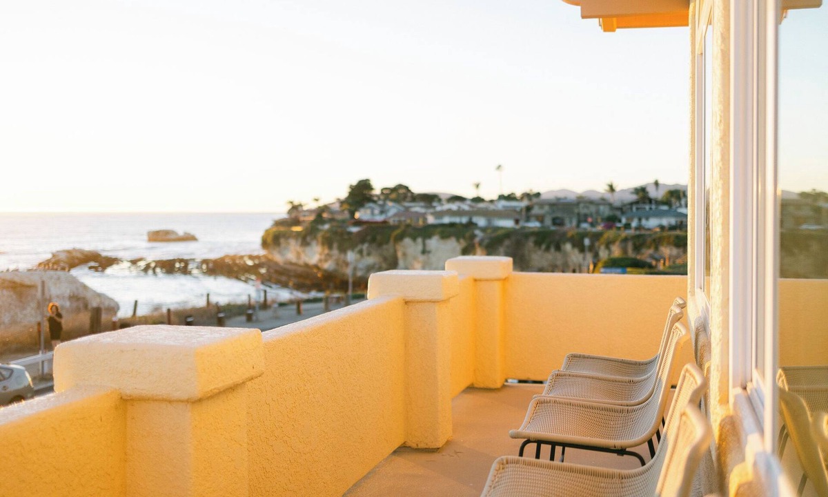 Shell Beach House | Oceanfront 3-bedroom house in Shell Beach