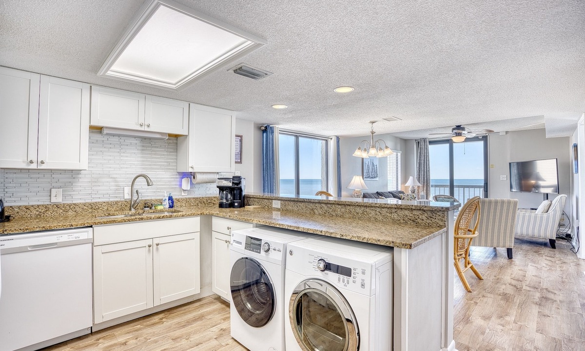 Windy Hill Condo | Oceanfront 4bed/3bath-Sleep 10-Pools-Free Parking-WIFI-Oceanfront Balcony