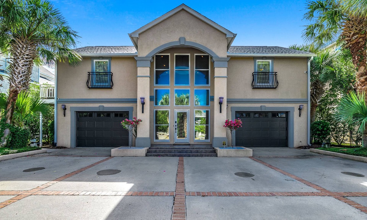 Long Bay Estates House | 🌊🌴Oceanfront 4BR Home | Private Pool, Hot Tub | Picture Perfect